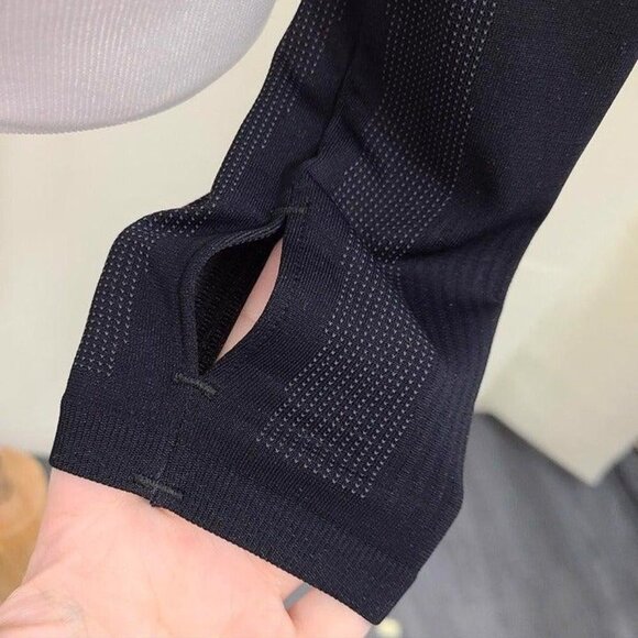 Gymshark Breeze lightweight long sleeve crop top black - Picture 5 of 6